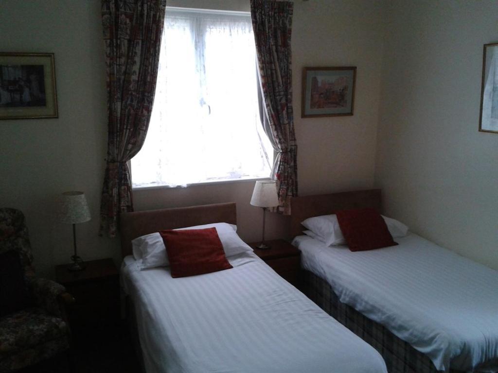 The Cliff Hall Shanklin Room photo