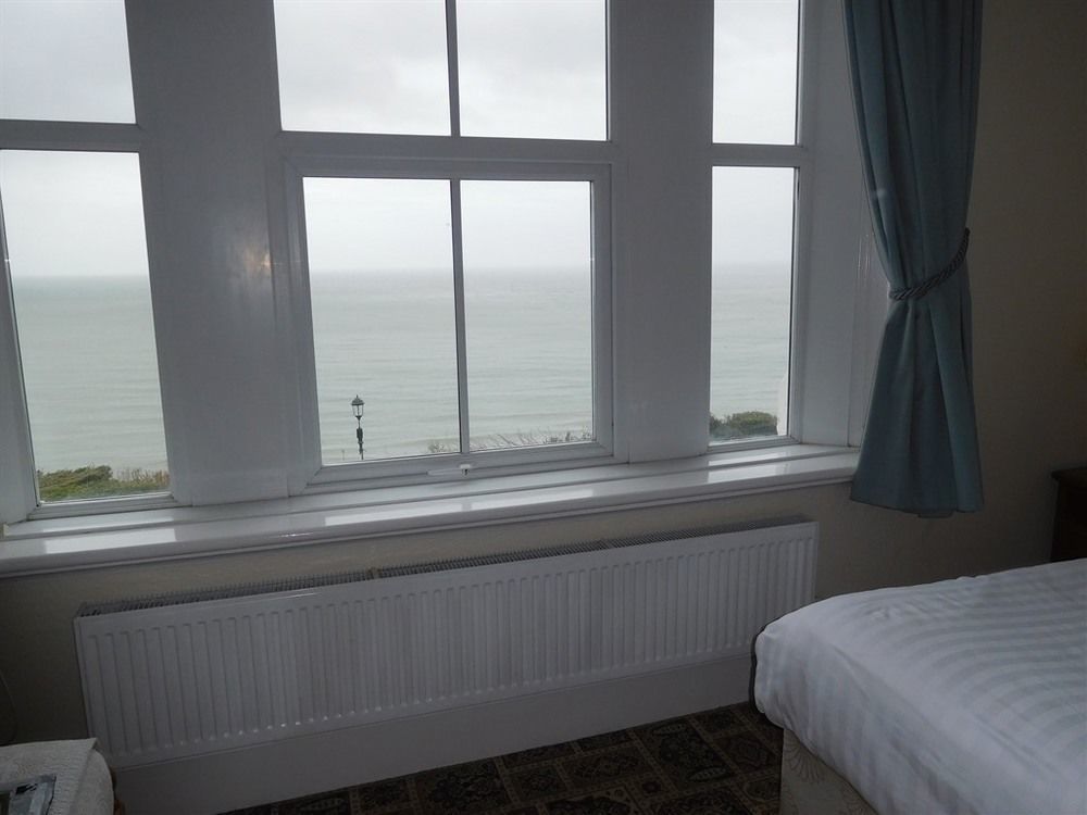 The Cliff Hall Shanklin Exterior photo